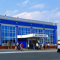 Сайт автовокзала бийск. Автовокзал Бийск. Ночной Бийск автовокзал. Бийский автовокзал внутри. Старый автовокзал Бийск.